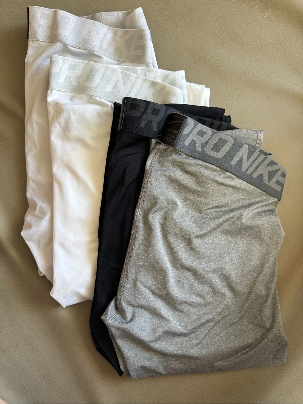 Nike Men’s Pro compression tights. Tall - M 3/4 and long bundle